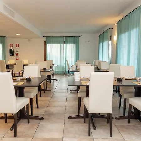 Gh Diana 4* سانتا تيريزا غالّورا